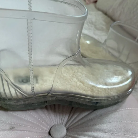 UGG Transparent Winter Rain Boots - Picture 2 of 4